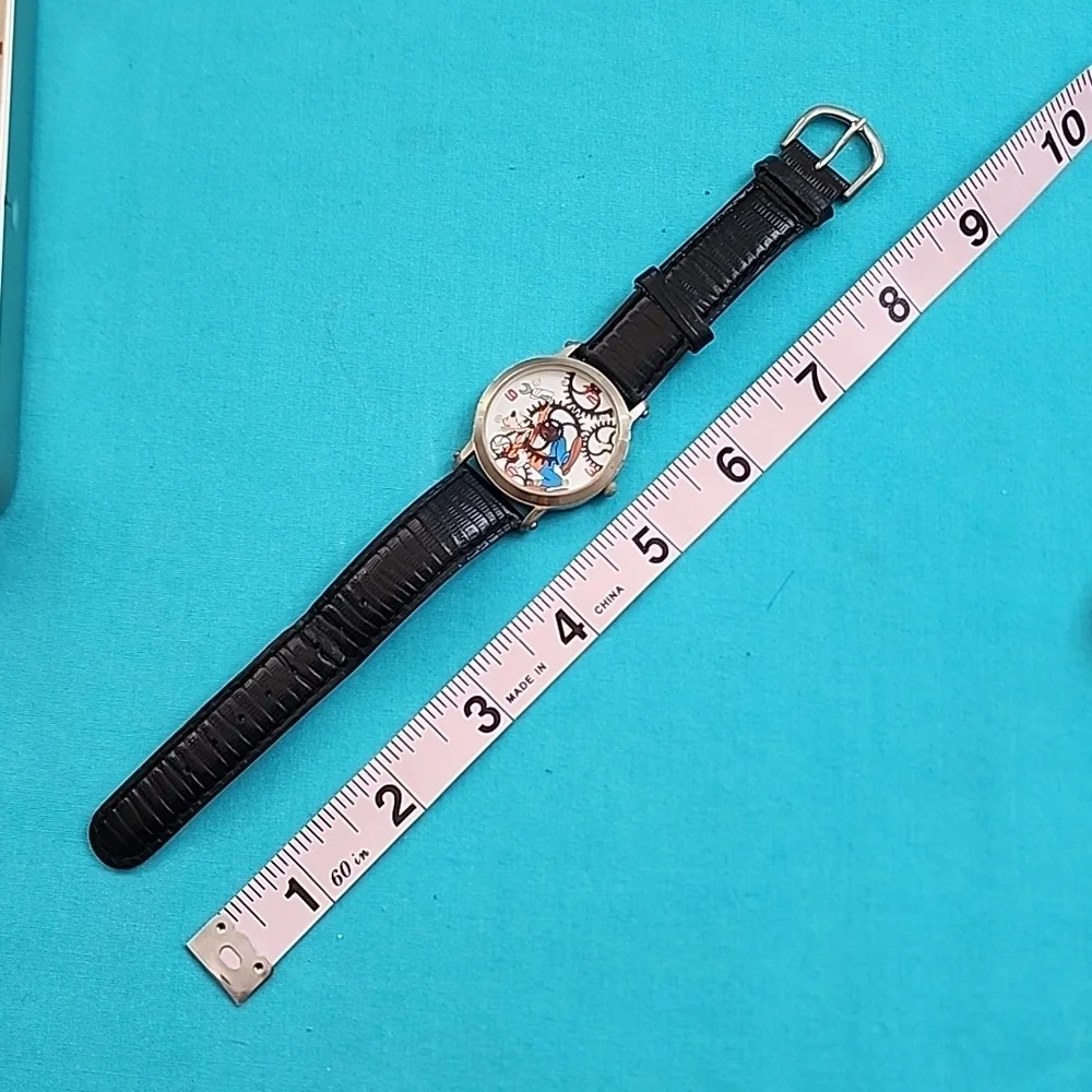 Vintage Rare Disney Clock Works Goofy Watch